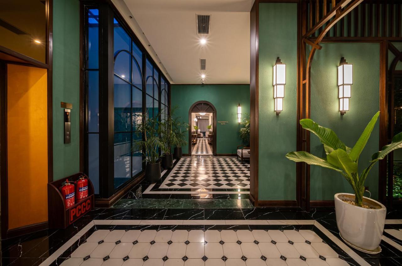 Potique Hotel Нячанг Экстерьер фото