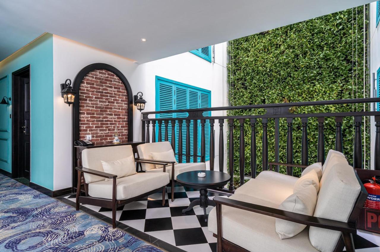 Potique Hotel Нячанг Экстерьер фото