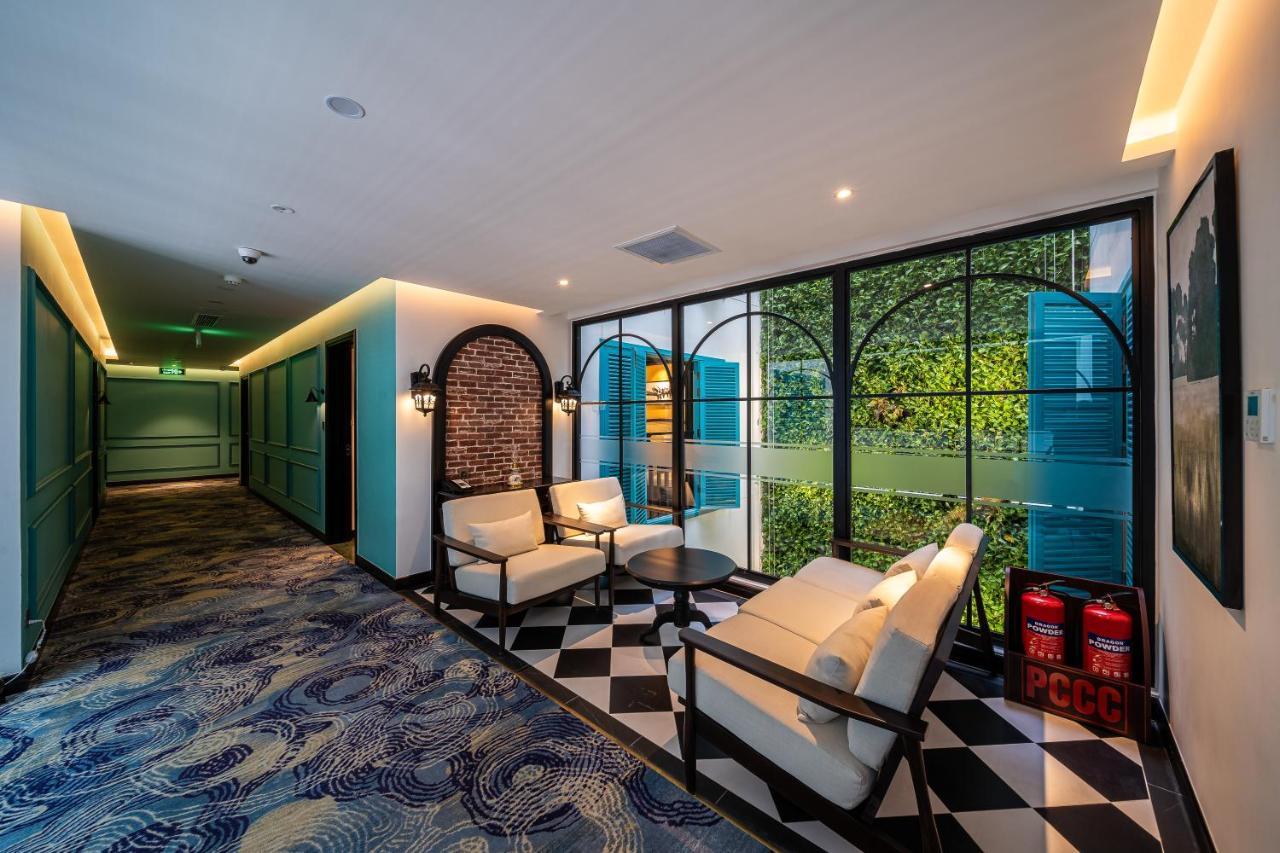 Potique Hotel Нячанг Экстерьер фото